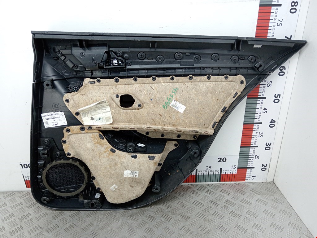 Обшивка двери задняя левая VOLKSWAGEN Golf VII 2012-2020