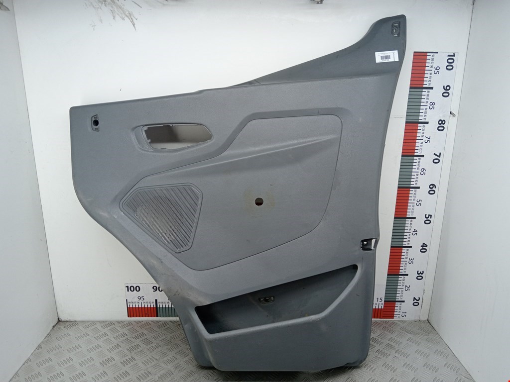 Обшивка двери передняя правая FORD Transit 2014-н.в.