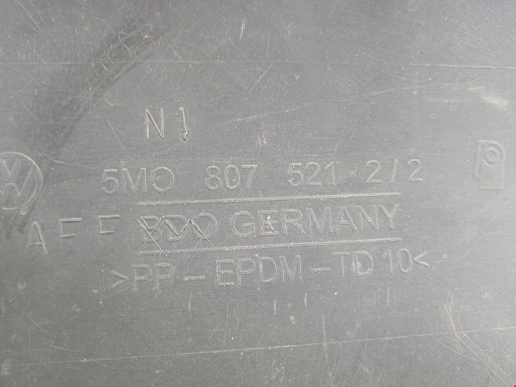 Юбка (губа) бампера задняя (заднего) VOLKSWAGEN Golf V Plus 2004-2009