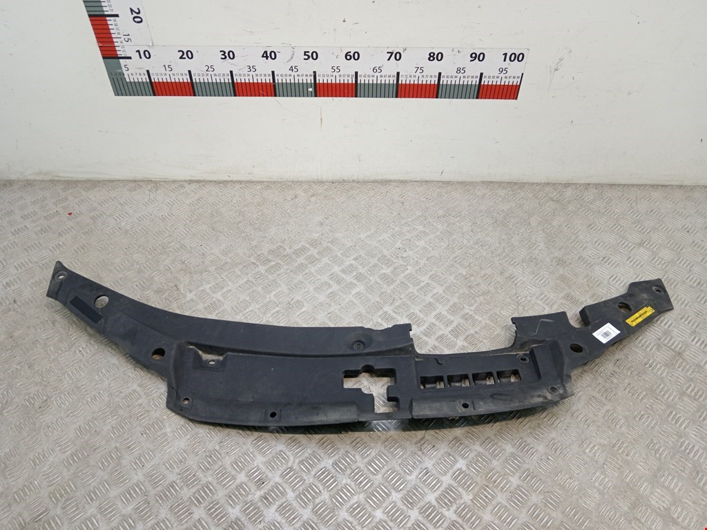 Накладка декоративная под капот (кожух замка капота и прочие) Toyota Camry (XV50) (2011-2014)