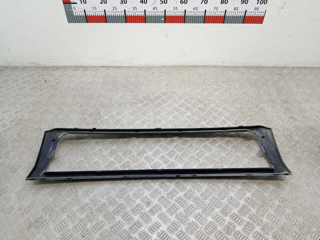 Решетка в бампер LAND ROVER Freelander II 2006-2014