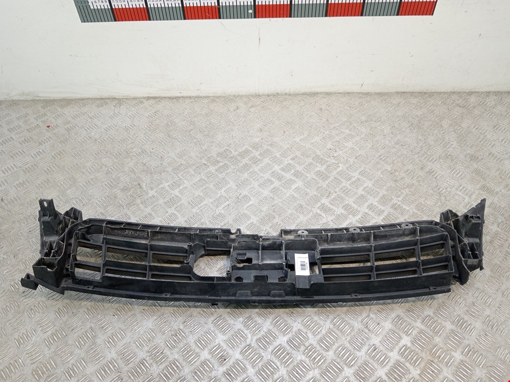 Кронштейн (крепление) радиатора AUDI A7 4G 2010-2018