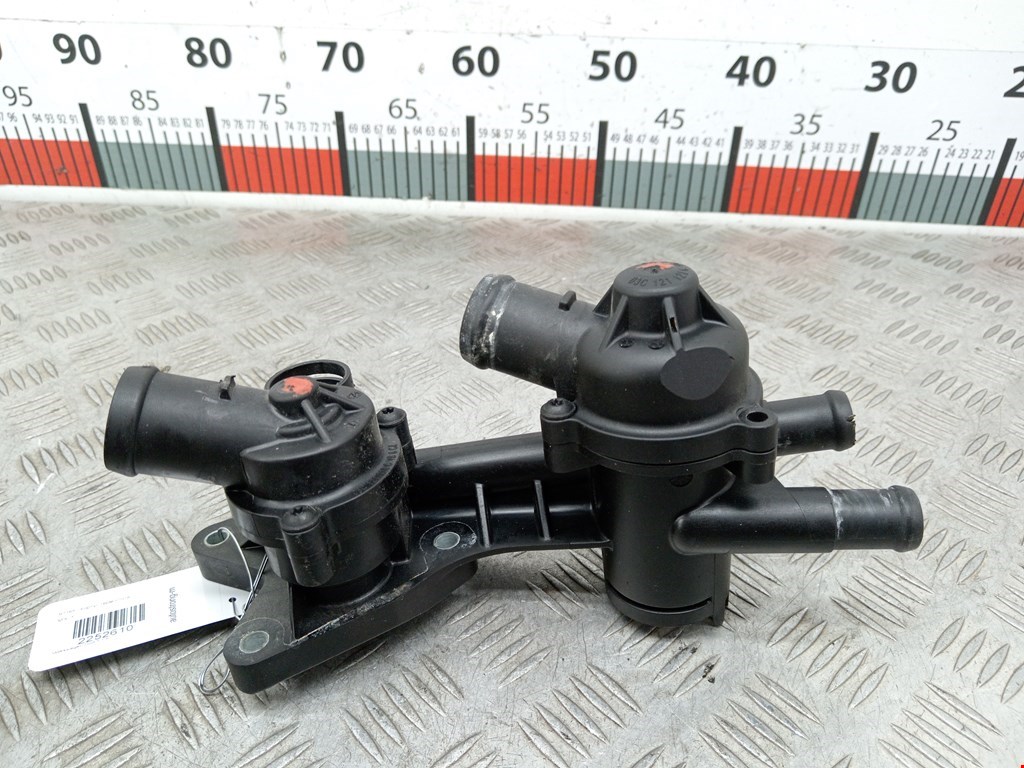 Корпус термостата VOLKSWAGEN Golf V 2003-2009