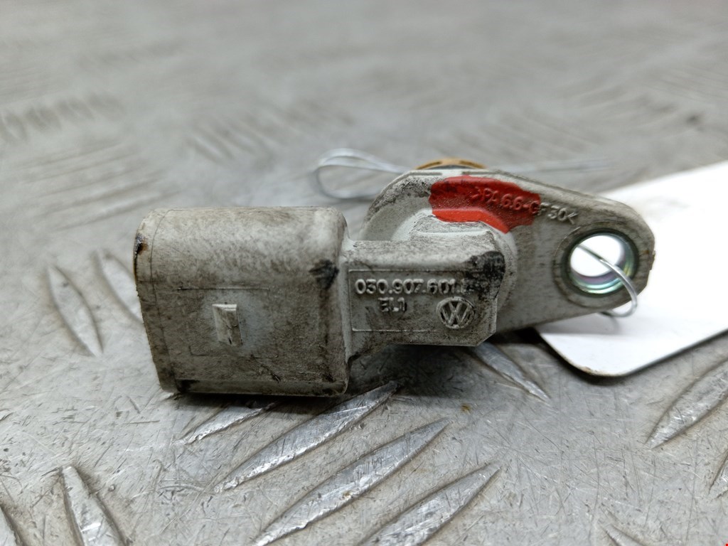 Датчик положения распредвала VOLKSWAGEN Golf V 2003-2009