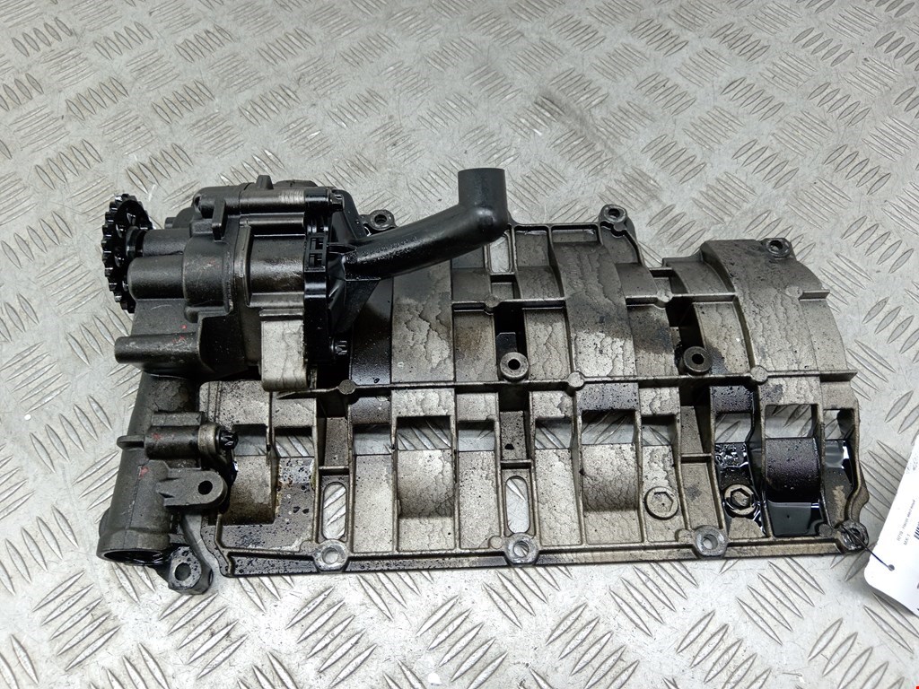 Насос масляный MERCEDES-BENZ A-Class W169 2004-2012