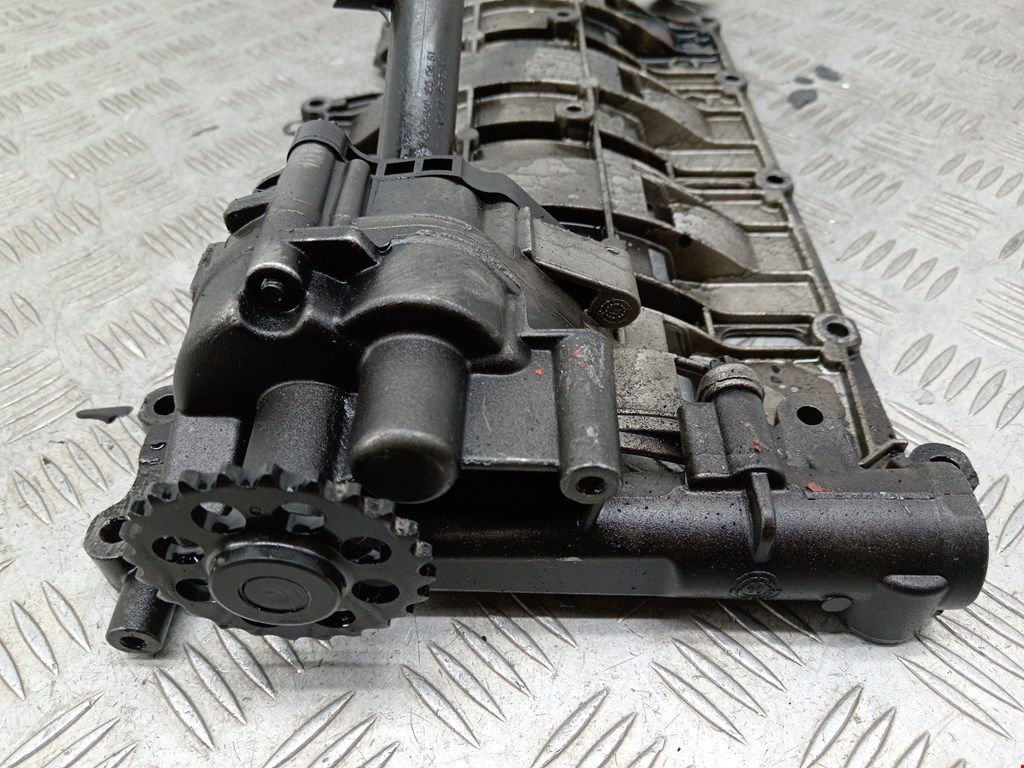 Насос масляный MERCEDES-BENZ A-Class W169 2004-2012