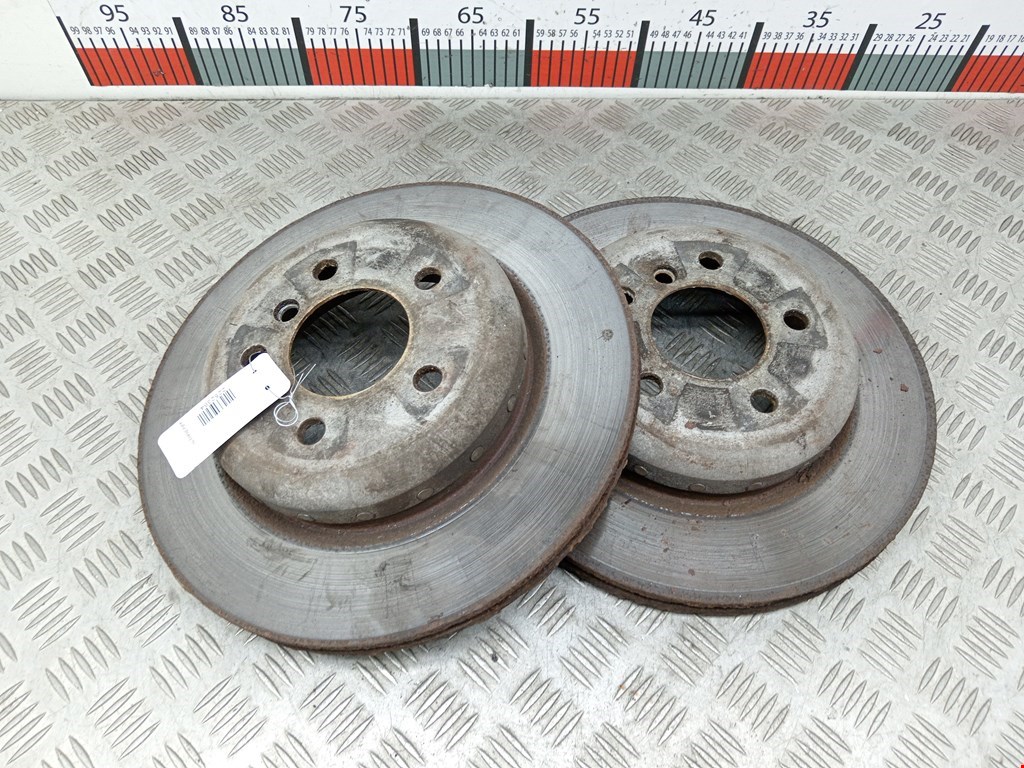 Диск тормозной передний BMW 5-Series (F07/F10/F11/F18) (2009-2017)