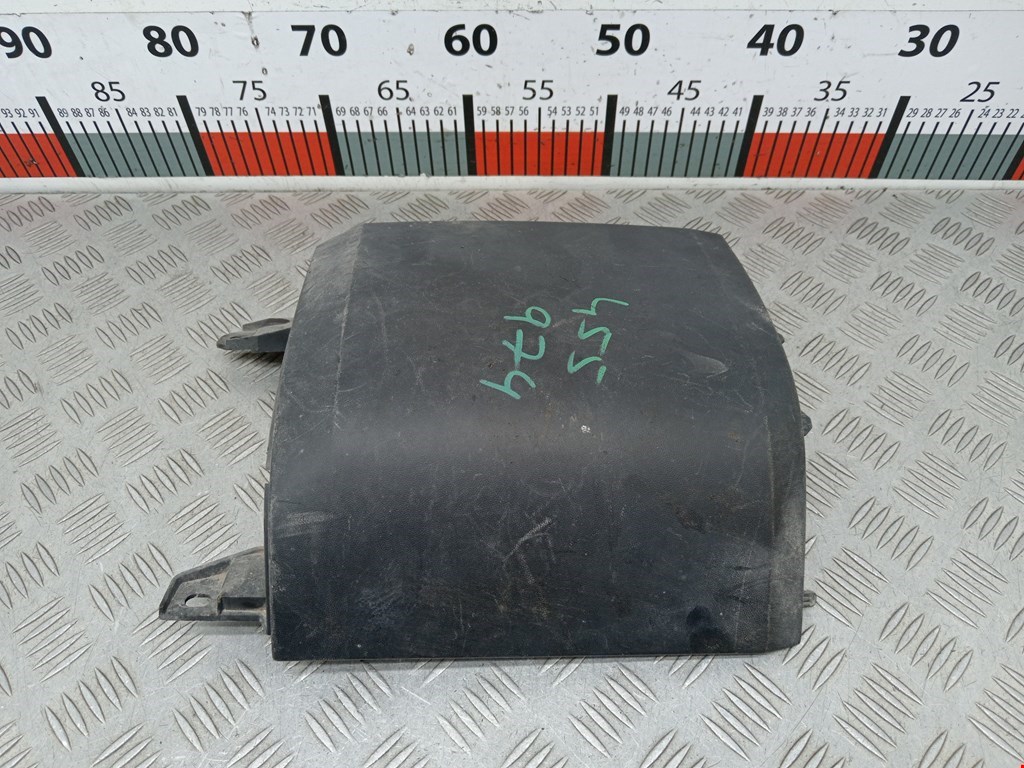 Накладка (планка) под фонарь левая Volkswagen Transporter (T6) (2015-2022)