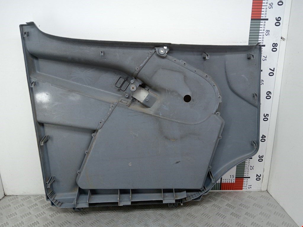 Обшивка двери передняя правая MERCEDES-BENZ Sprinter 906 2006-2018