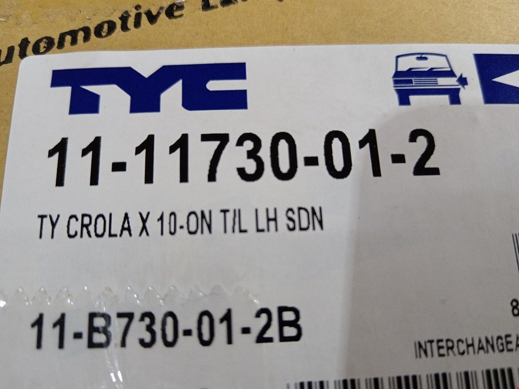 Фонарь задний левый TOYOTA Corolla E140/E150 2006-2013