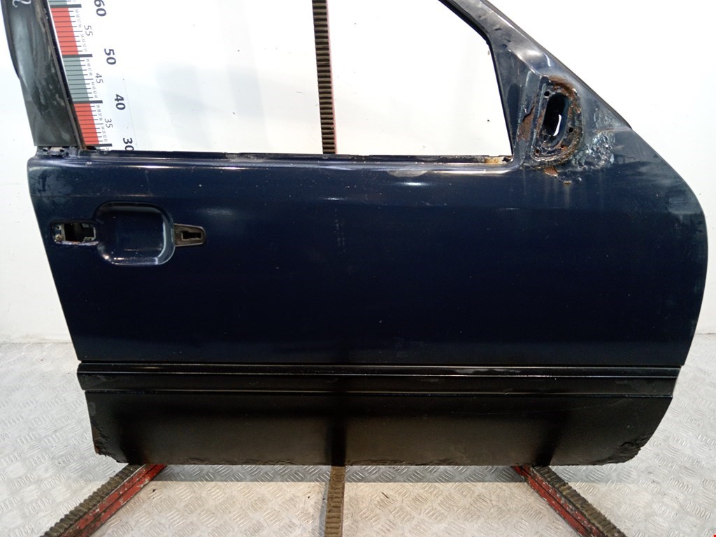 Дверь передняя правая MERCEDES-BENZ C-Class C-klasse W202 1993-2000