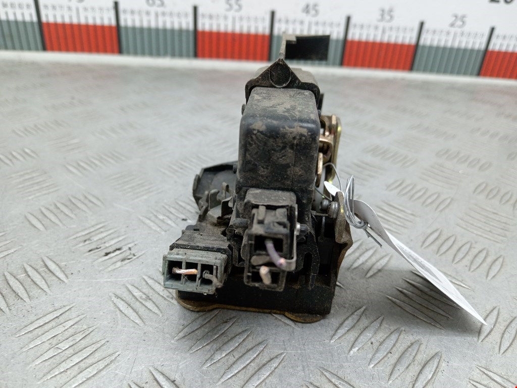 Замок двери передней правой RENAULT Laguna 1993-2000