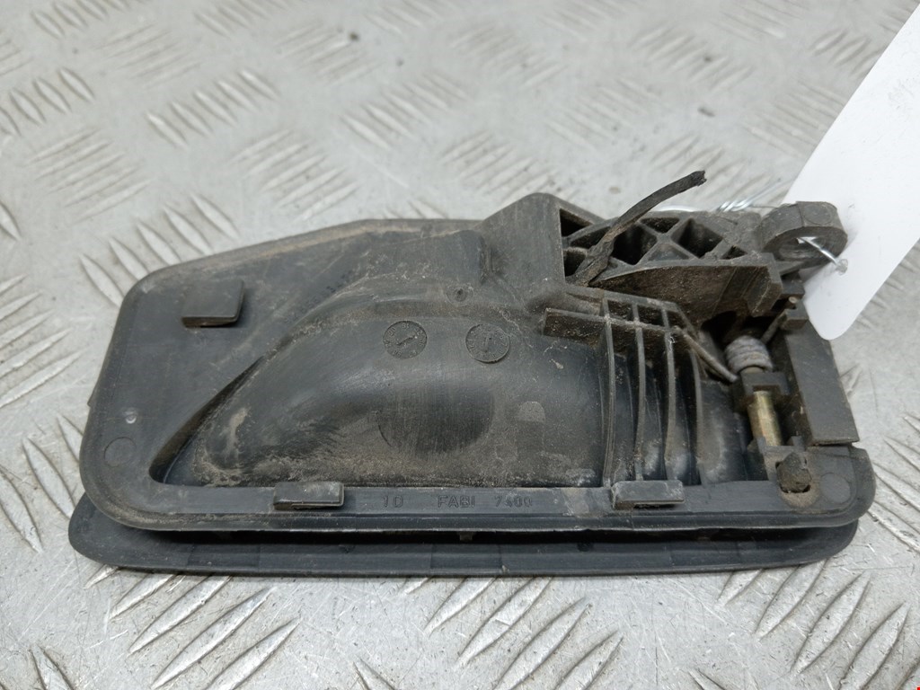 Ручка дверная передняя внутренняя правая PEUGEOT 405 1987-1997