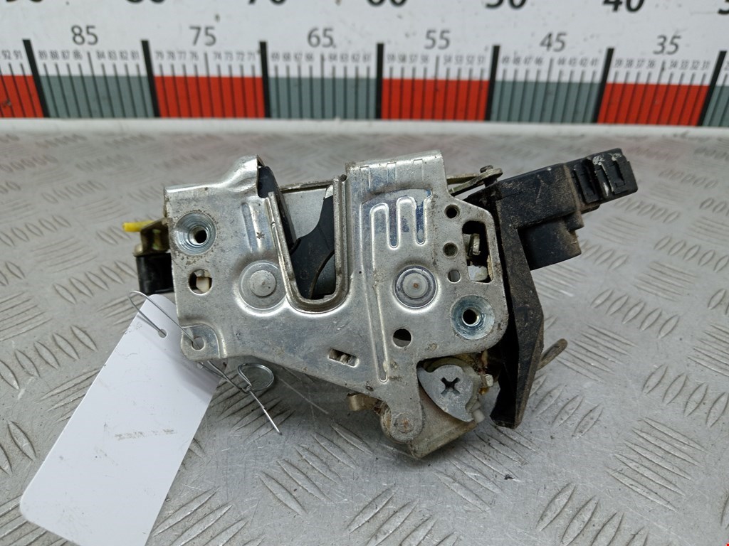 Замок двери передней правой MERCEDES-BENZ C-Class C-klasse W202 1993-2000