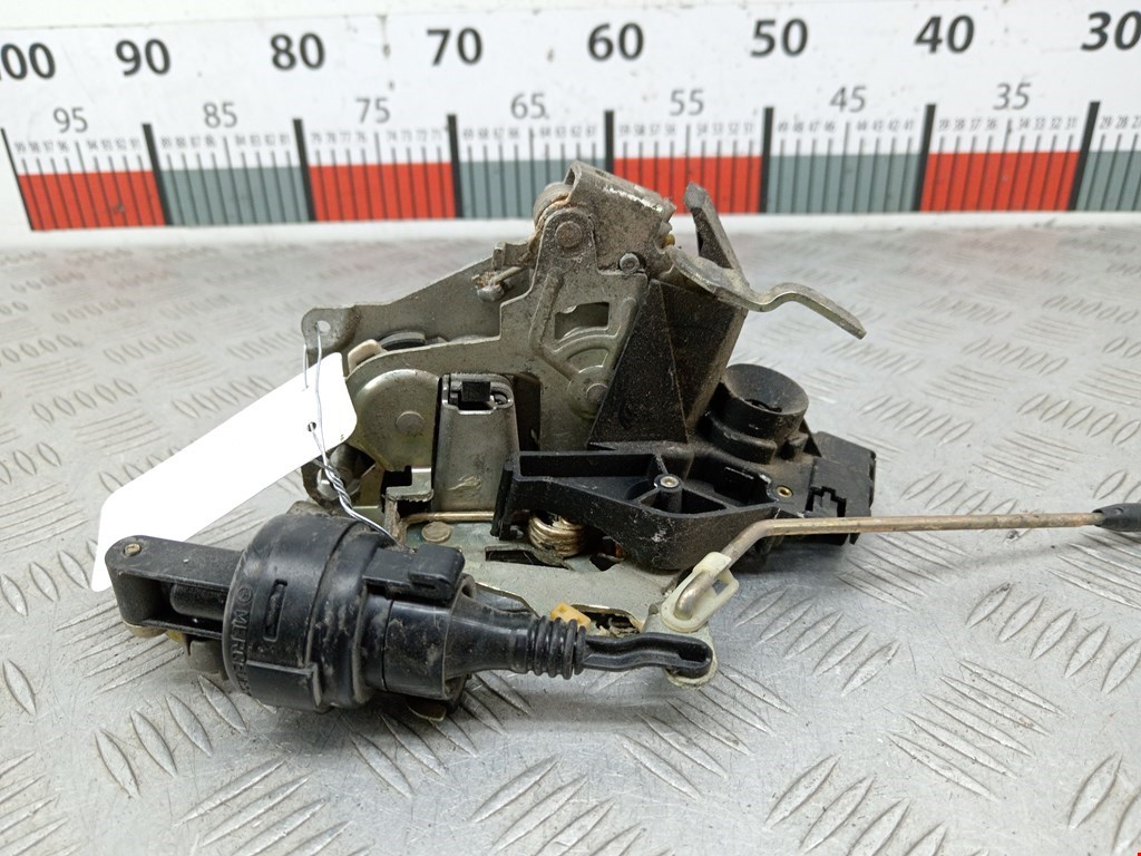 Замок двери передней правой MERCEDES-BENZ C-Class C-klasse W202 1993-2000