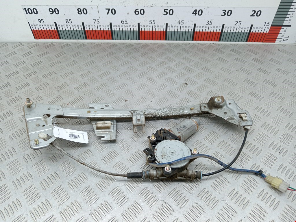 Стеклоподъемник передний правый MAZDA 323 BA 1994-1998