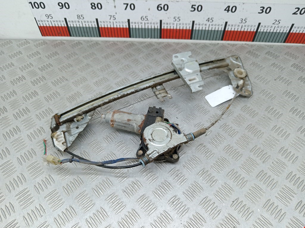 Стеклоподъемник передний правый MAZDA 323 BA 1994-1998