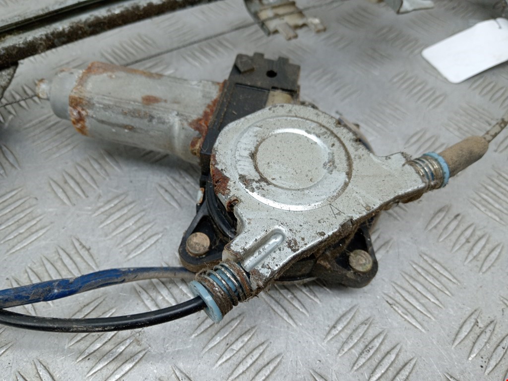 Стеклоподъемник передний правый MAZDA 323 BA 1994-1998