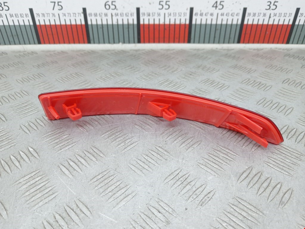 Отражатель в бампер задний правый VOLKSWAGEN Jetta VI 2011-2017