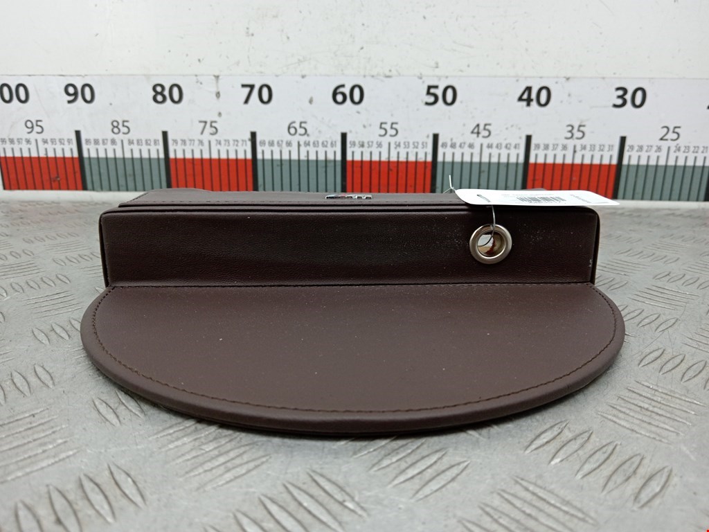 Бардачок BMW 3er G20 2018-н.в.