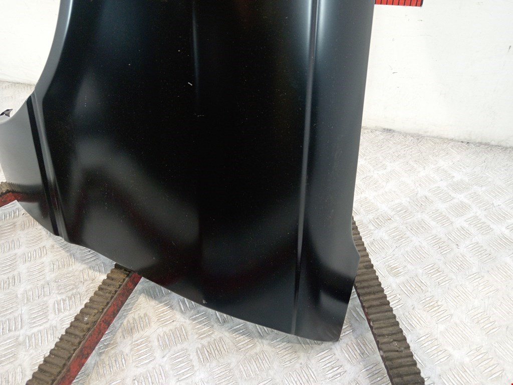 Крыло переднее левое AUDI 100 C3 1982-1991