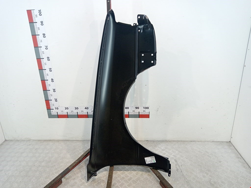 Крыло переднее левое AUDI 100 C3 1982-1991