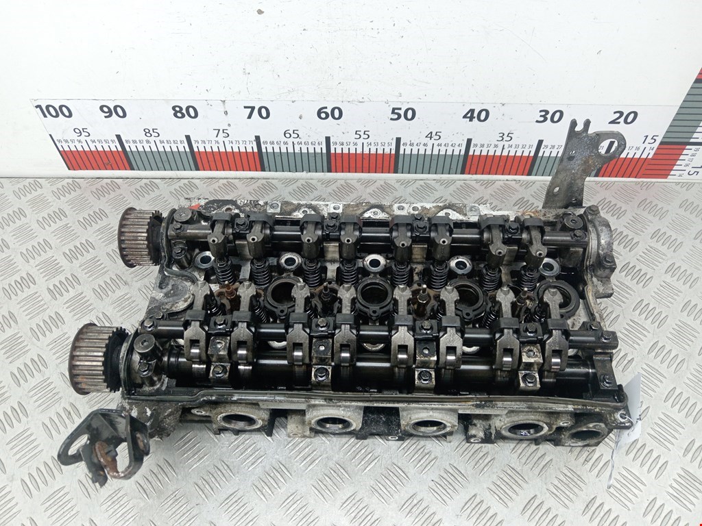 Головка блока (пустая) OPEL Vivaro A 2001-2014