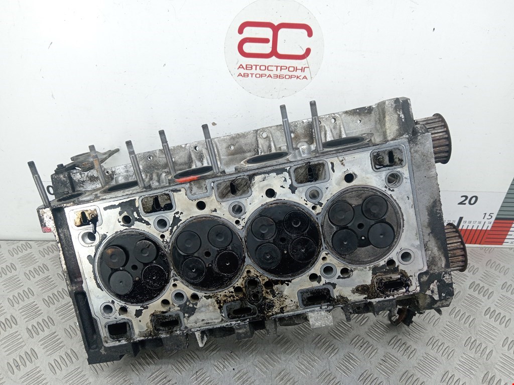 Головка блока (пустая) OPEL Vivaro A 2001-2014