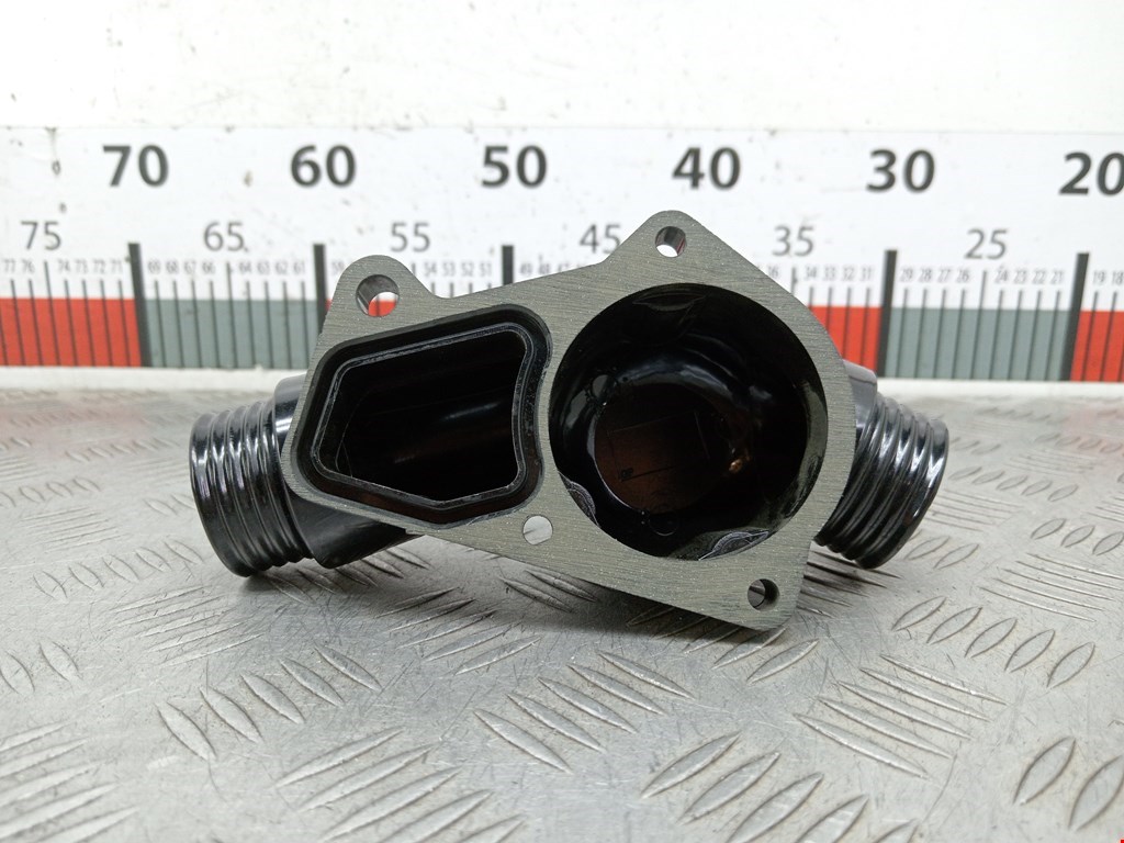 Корпус термостата BMW 3er E36 1991-2000