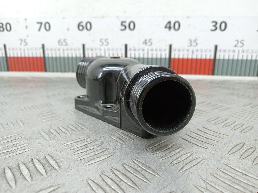 Корпус термостата BMW 3er E36 1991-2000