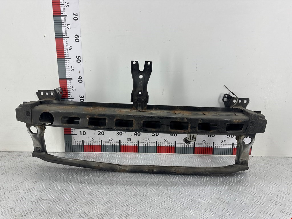 Усилитель переднего бампера (передний) VOLKSWAGEN Golf VI 2009-2012