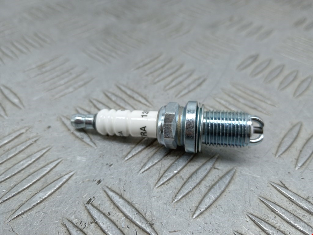 Свеча зажигания Mercedes Vito (W638) (1996-2003)