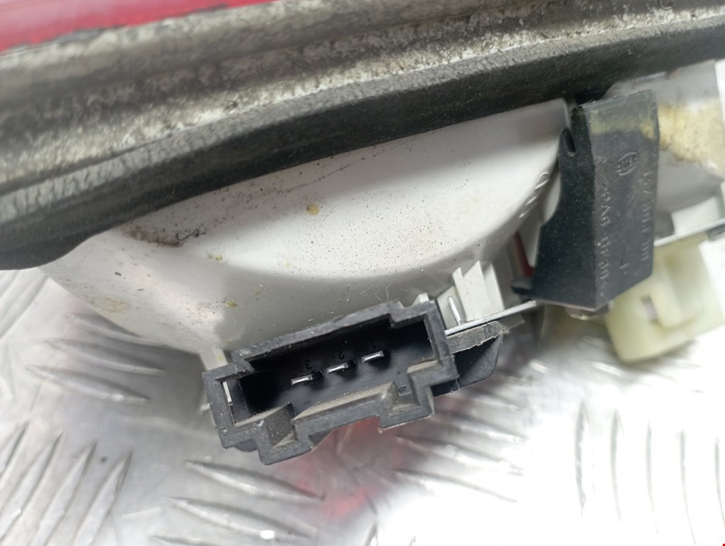 Фонарь задний внутренний левый MERCEDES-BENZ CLK-Class W208 1997-2002