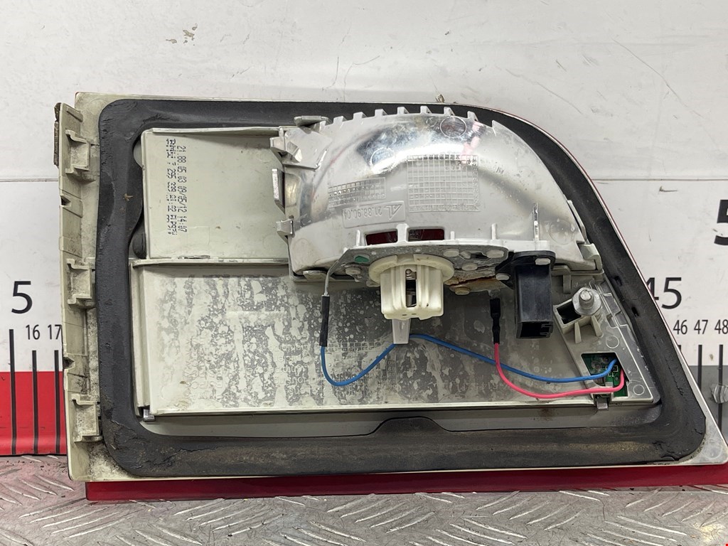 Фонарь задний внутренний левый BMW X5 E70 2007-2013