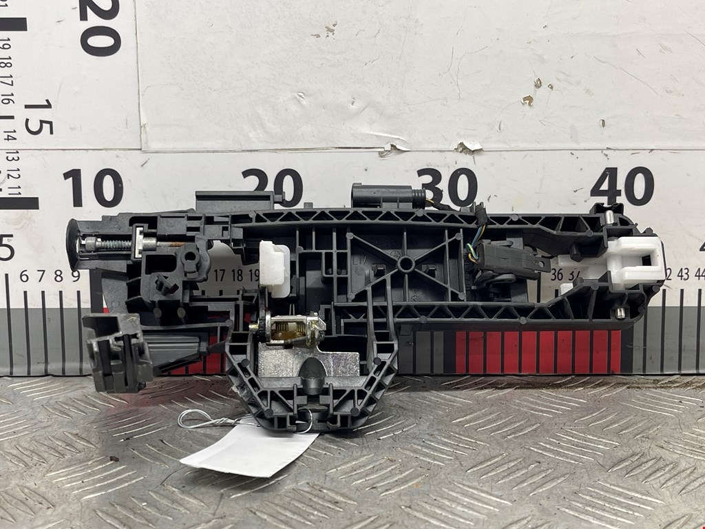 Кронштейн ручки MERCEDES-BENZ E-Class W212, S212, C207 2009-2016