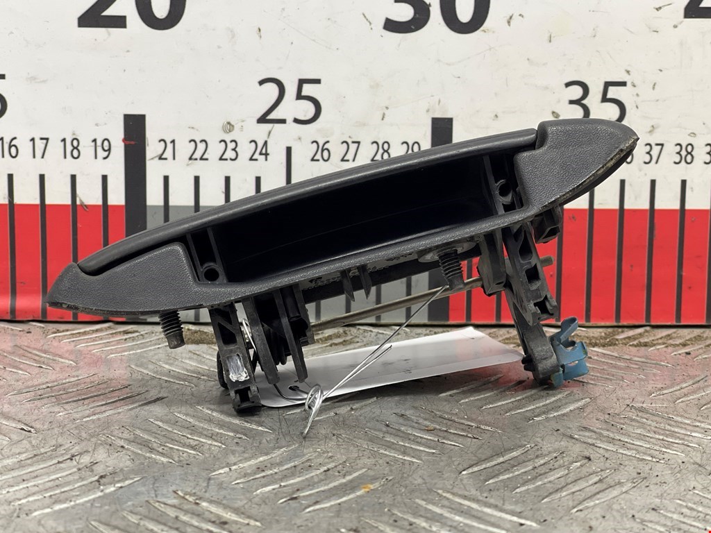 Ручка двери задней наружная левая RENAULT Clio 1998-2008