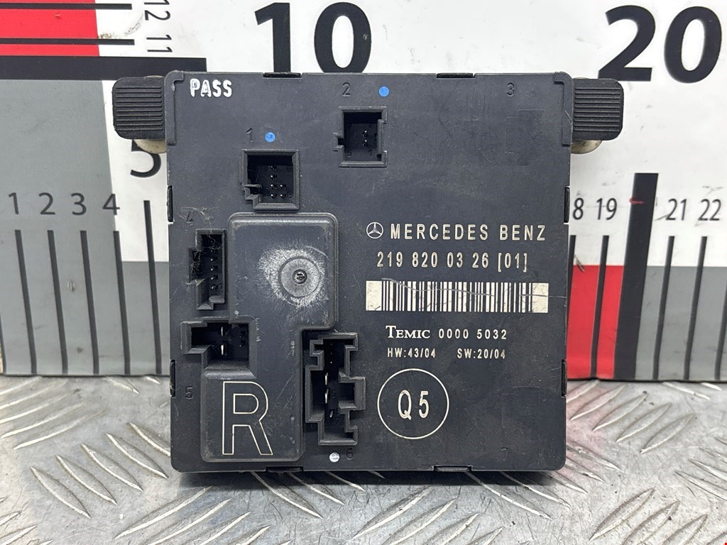 Блок управления двери Mercedes CLS-Class (W219) (2004-2010)