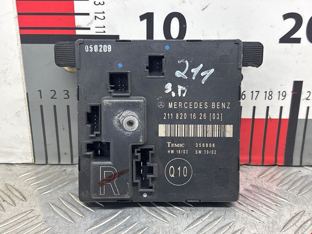 Блок управления двери Mercedes E-Class (W211) (2002-2009)