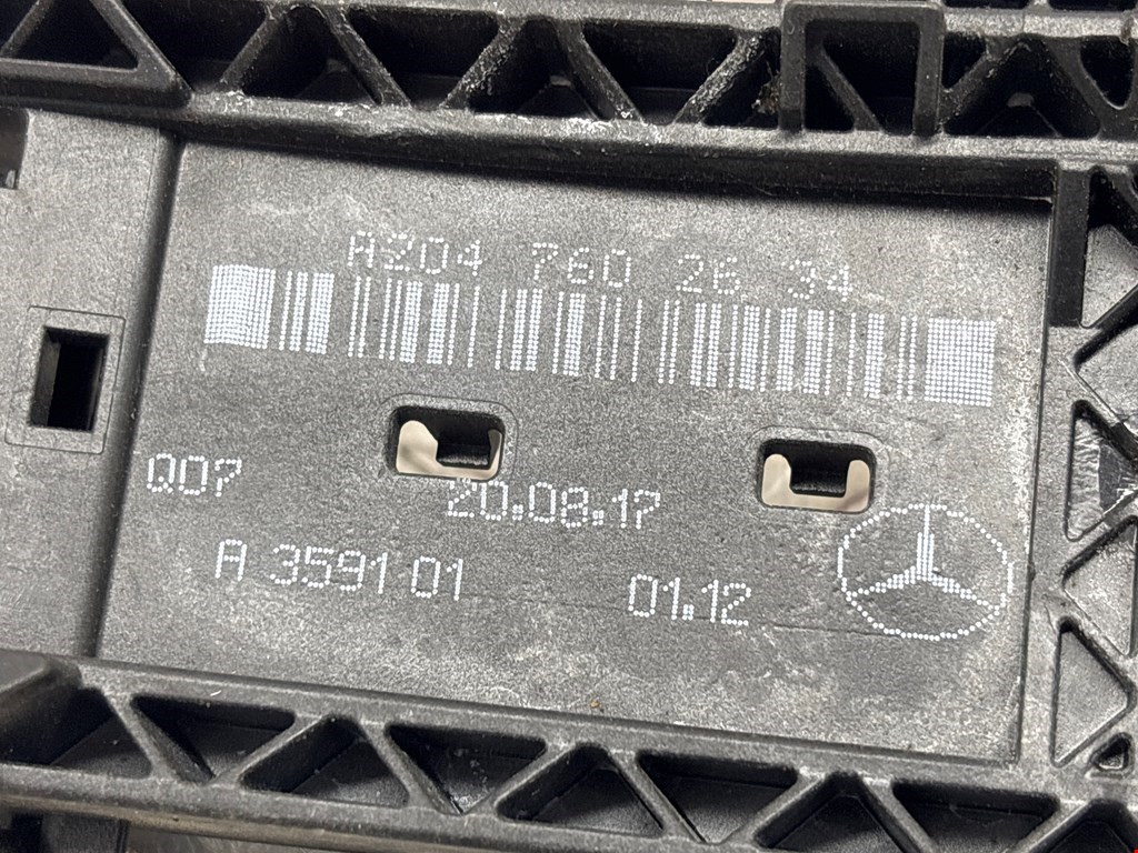 Кронштейн ручки MERCEDES-BENZ C-Class C-klasse W204 2007-2015