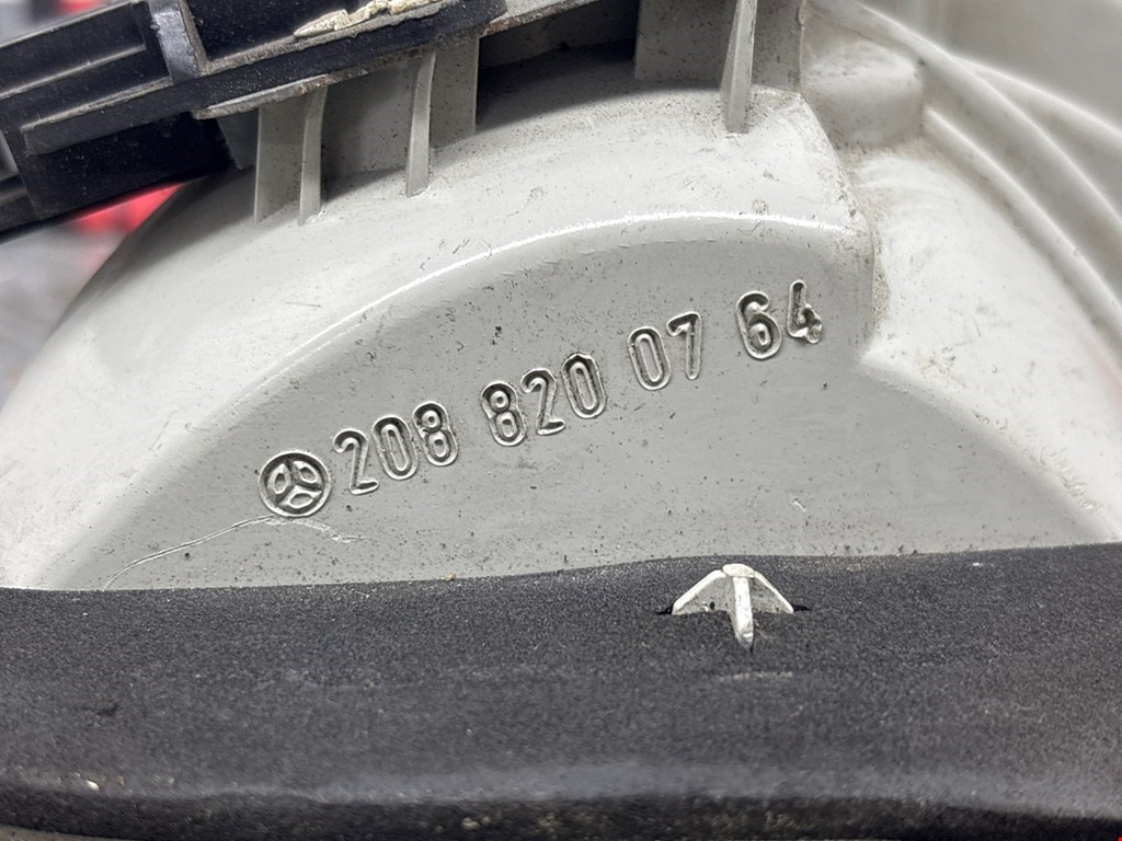 Фонарь задний внутренний левый MERCEDES-BENZ CLK-Class W208 1997-2002