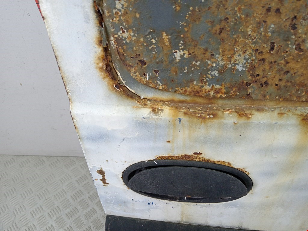 Бампер задний OPEL Combo C 2001-2011