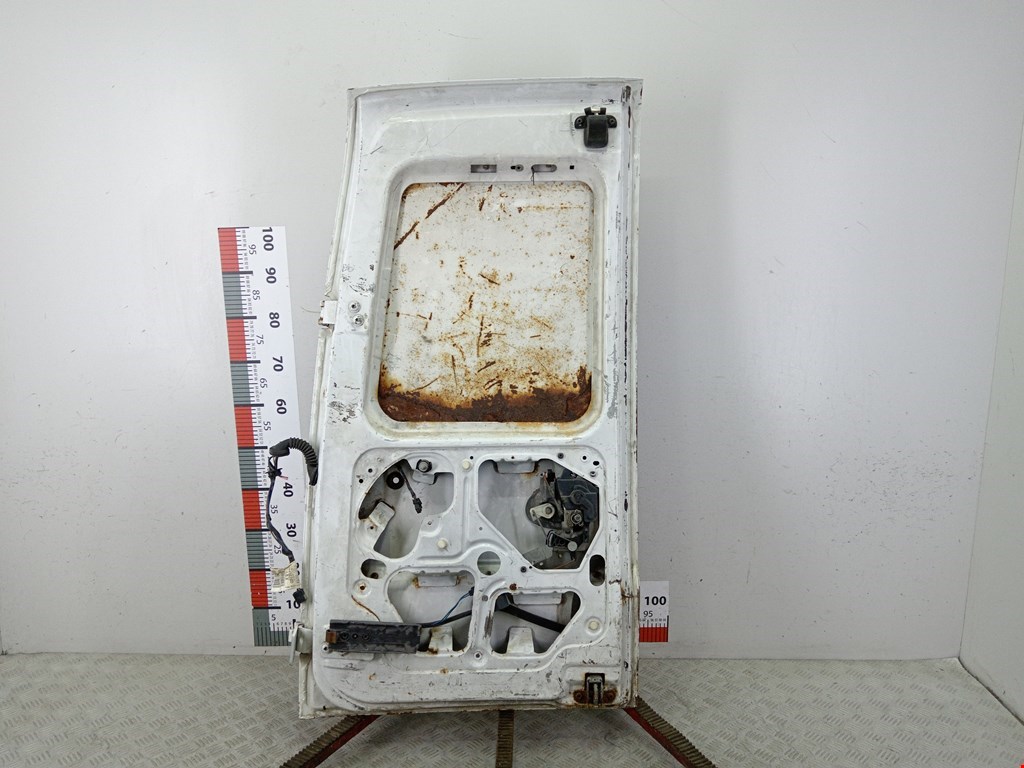 Бампер задний OPEL Combo C 2001-2011