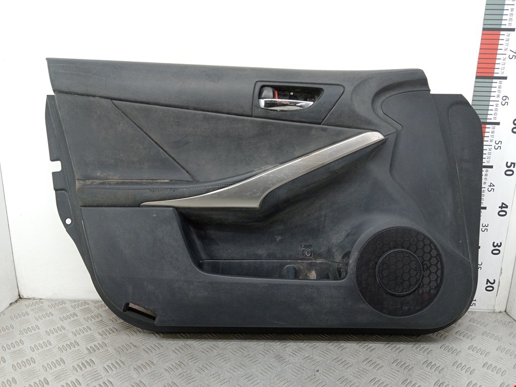 Обшивка двери передняя левая LEXUS IS 2013-н.в.