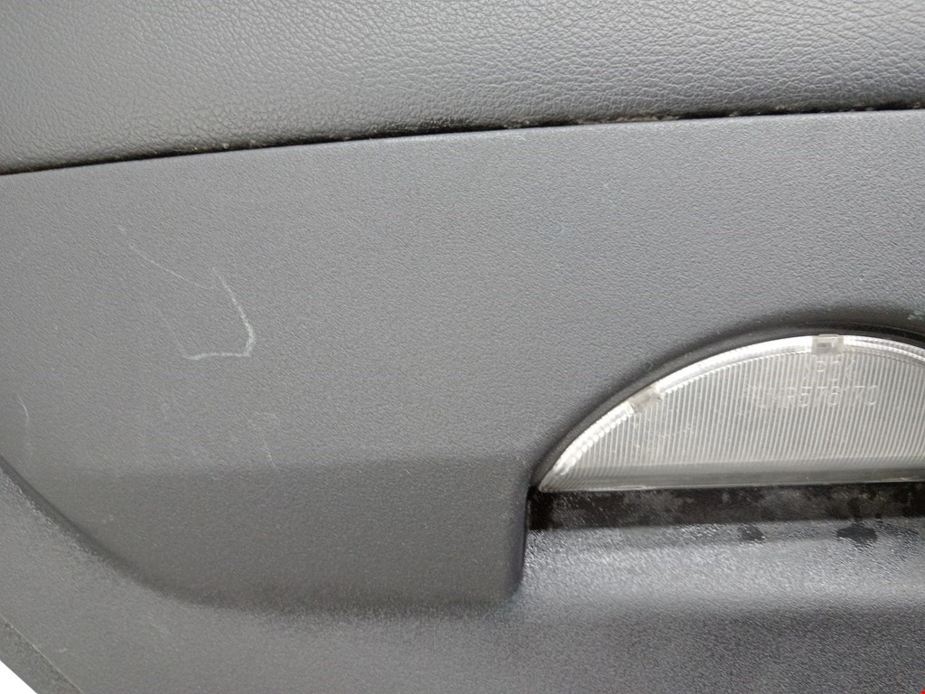 Обшивка двери задняя левая MITSUBISHI Pajero IV 2006-2022