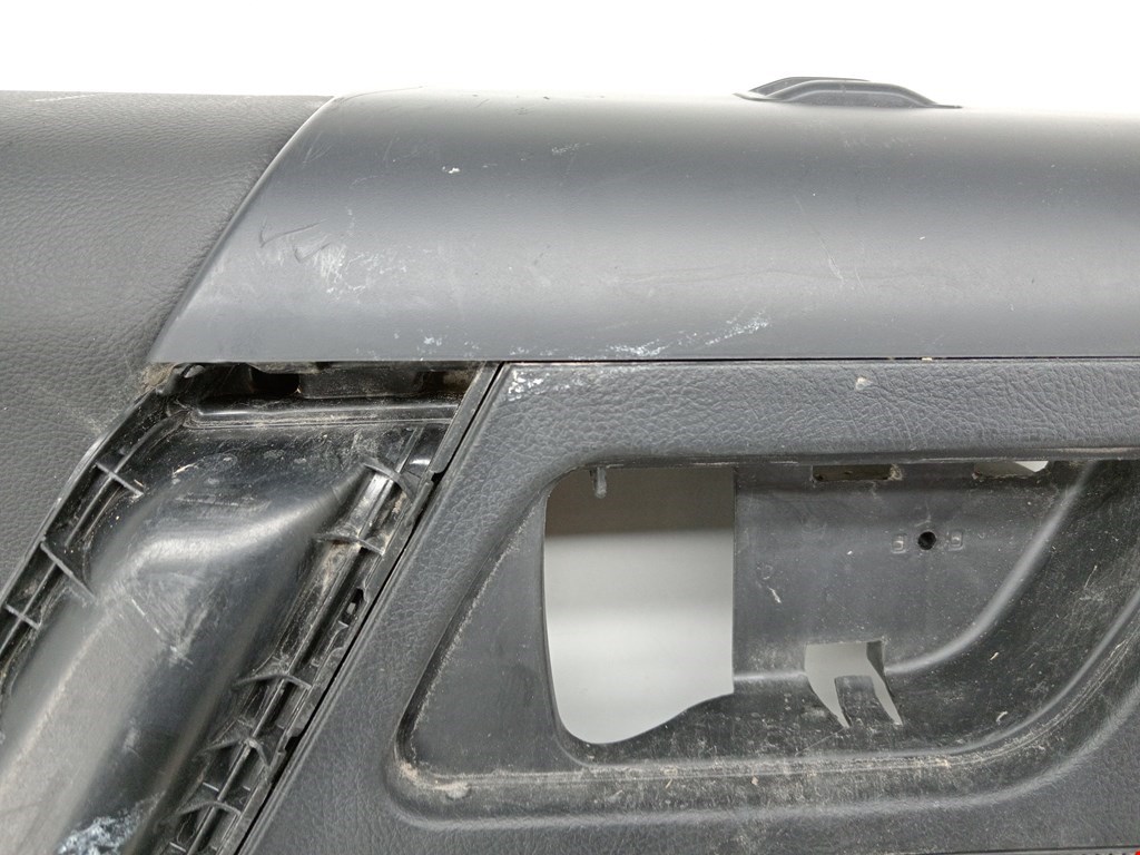 Обшивка двери задняя левая LAND ROVER Freelander II 2006-2014