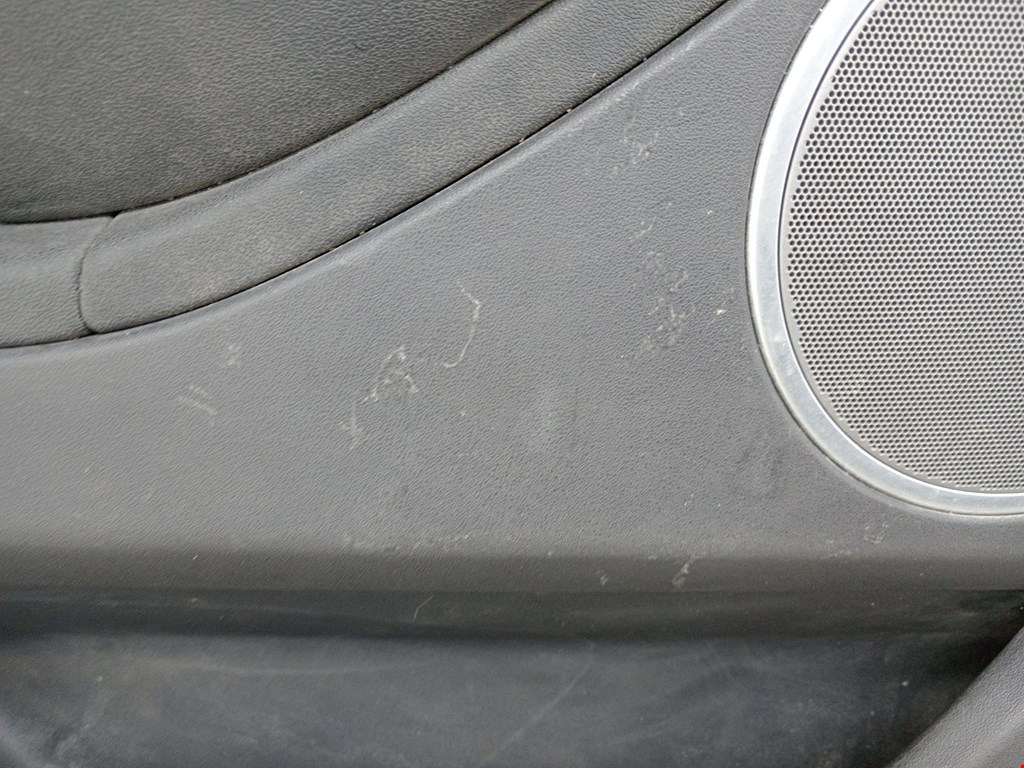 Обшивка двери задняя левая LAND ROVER Range Rover Evoque 2011-2018