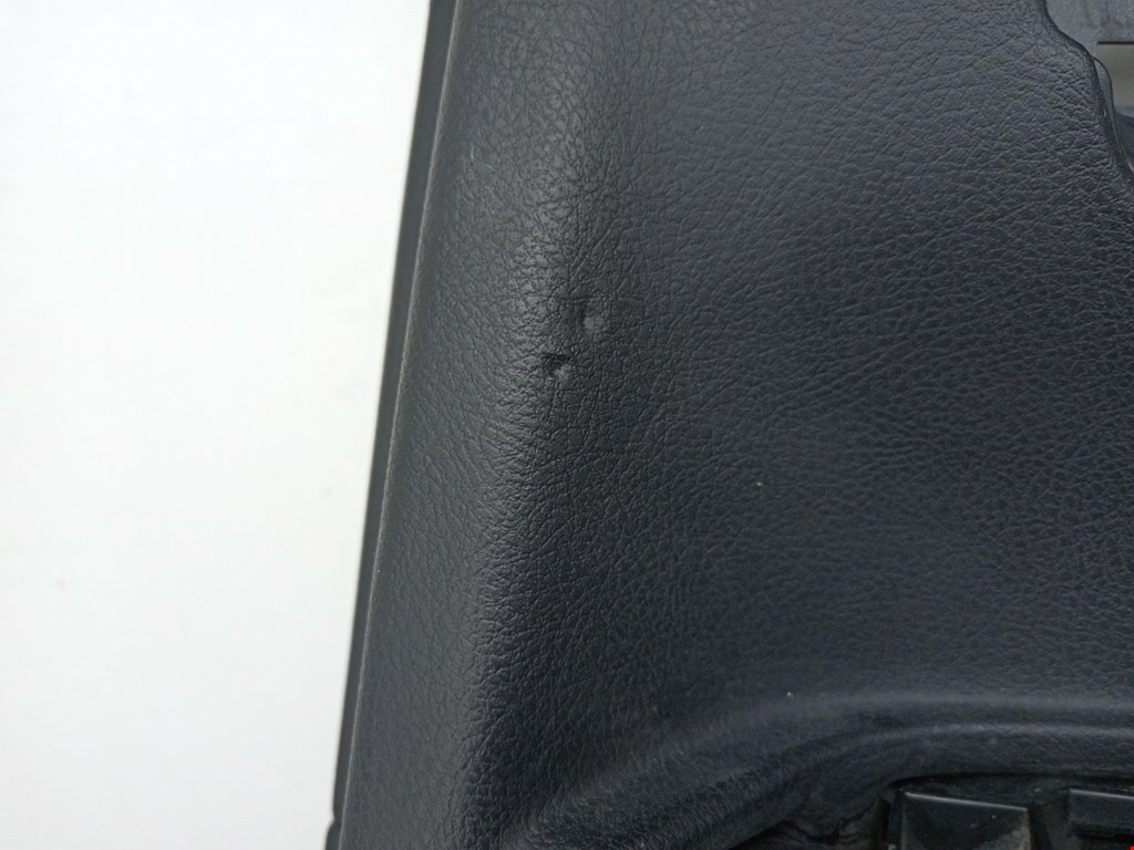 Обшивка двери задняя правая TOYOTA Land Cruiser 200 2007-2021