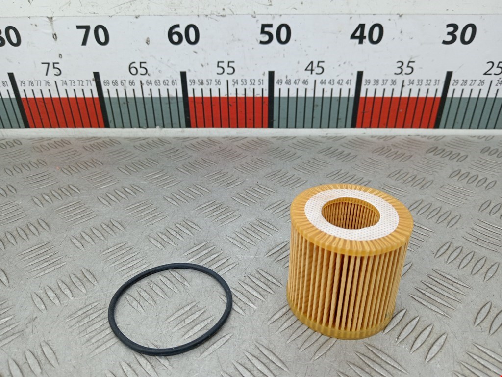 Фильтр масляный SKODA Fabia MK2 5J 2007-2014