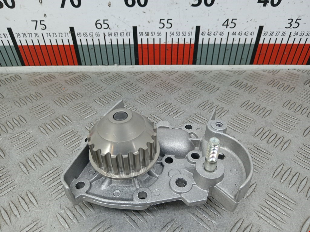 Насос водяной (помпа) RENAULT 19 1988-1996