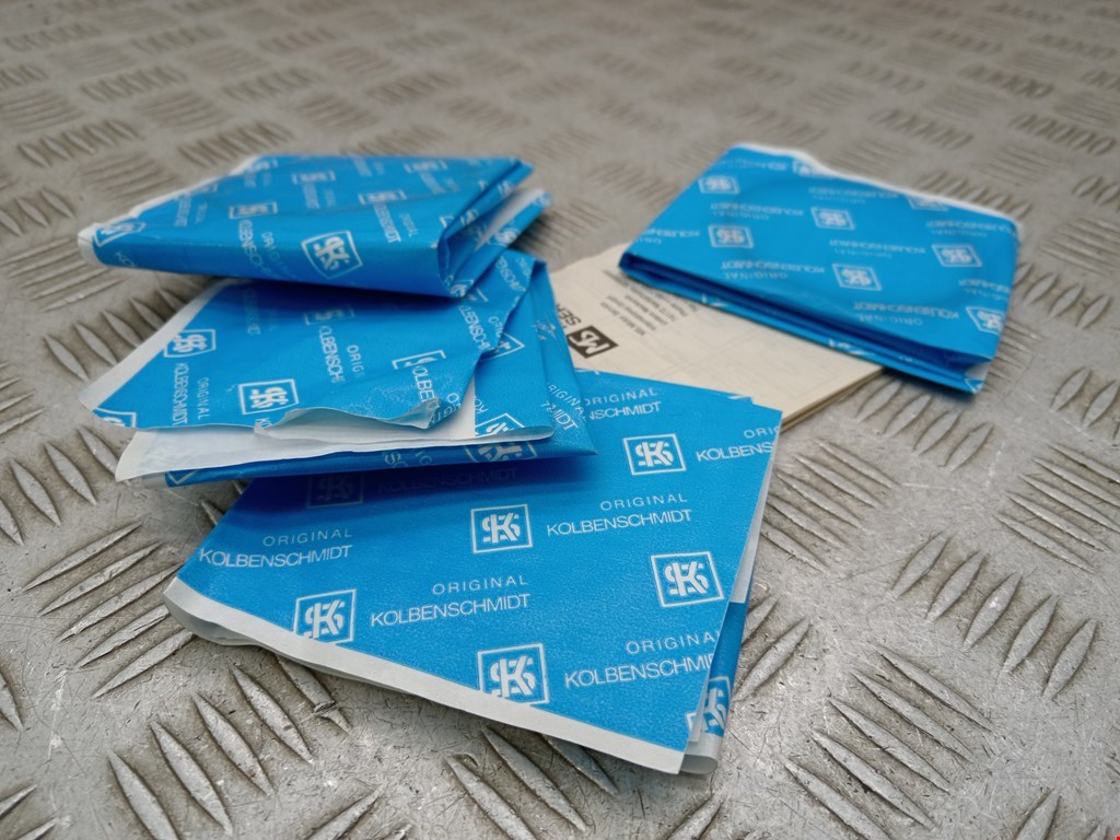 Кольцо поршневое (комплект) Volkswagen Golf 1 (1974-1983)